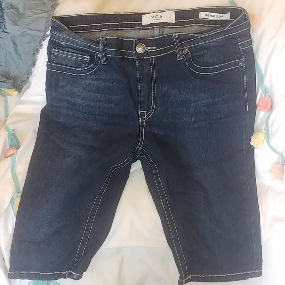 Vgs jeans, shorts.